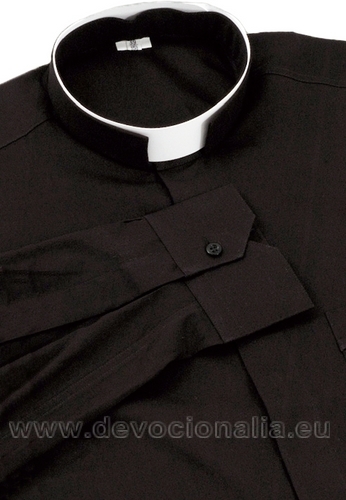 Schwarz Priesterhemd