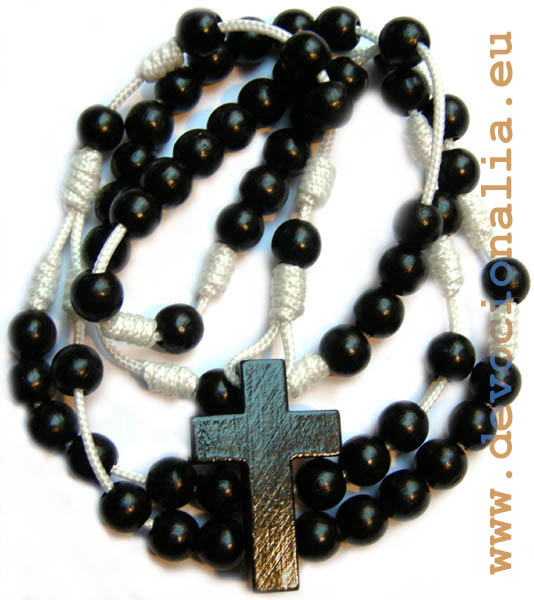 Wood knotted rosary  7mm black+W
