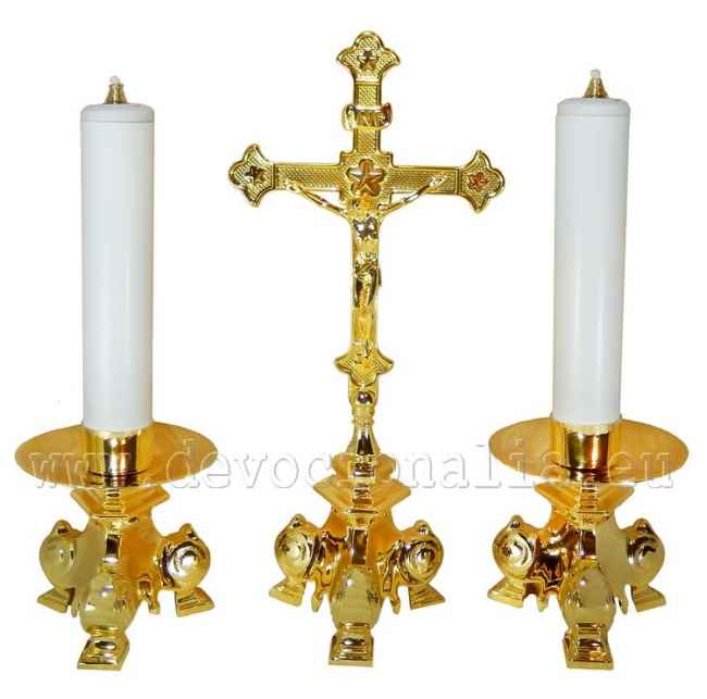 Crucifix - 36cm + Set on altar