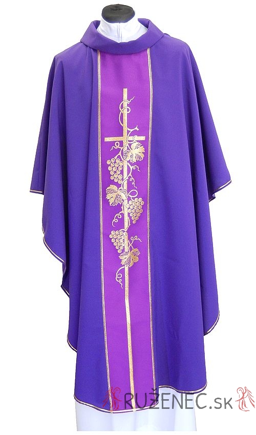 Chasuble violet with brocade waist