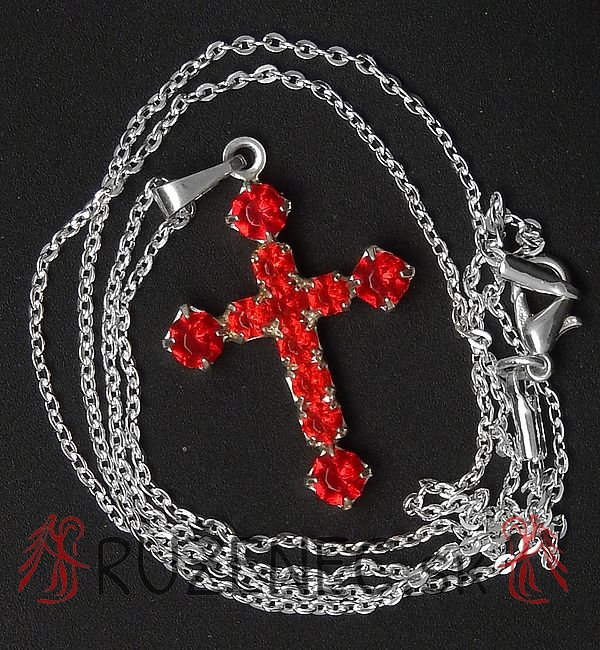 Strass cross with silver chain - red