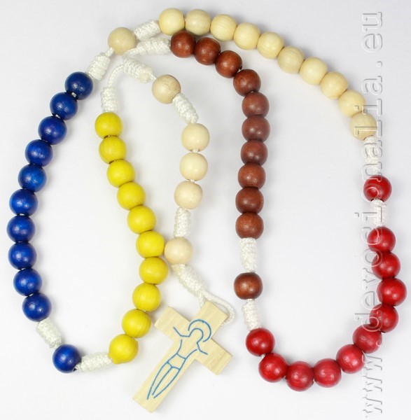Wood knotted rosary  7mm colored