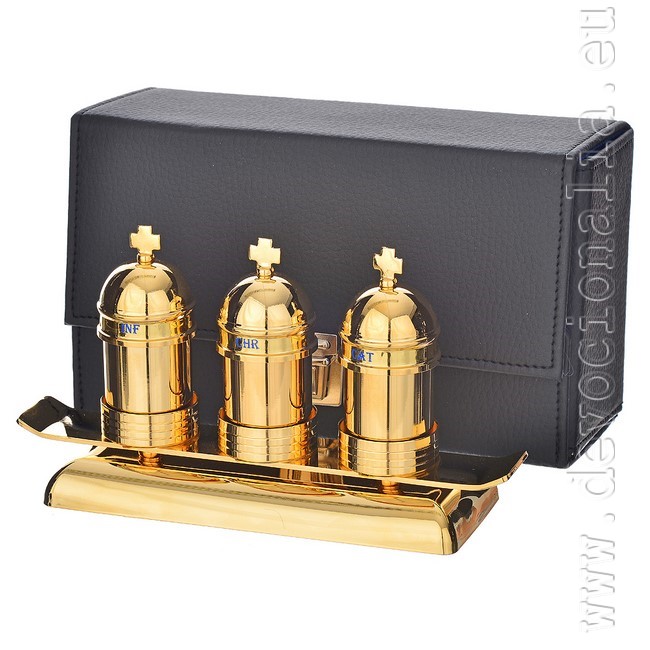 Holy oil case with 3 stocks, vintage style
